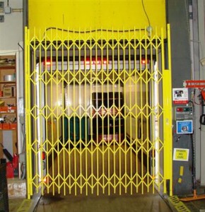 10 ft high security gate