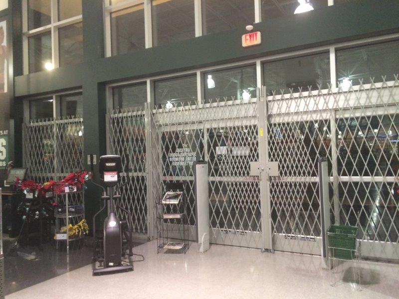 sporting goods store security gates