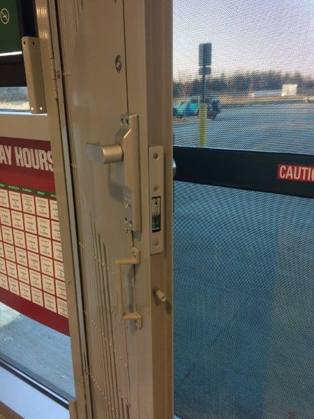 ADA lever lock security gate