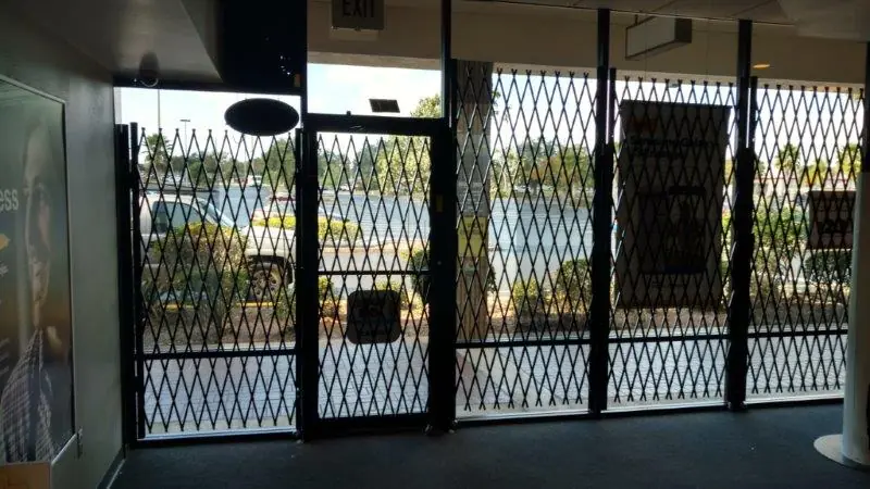 cellular store window bars